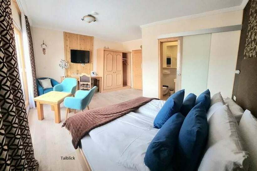 ホテル Boutique B&b  Landhaus Talblick