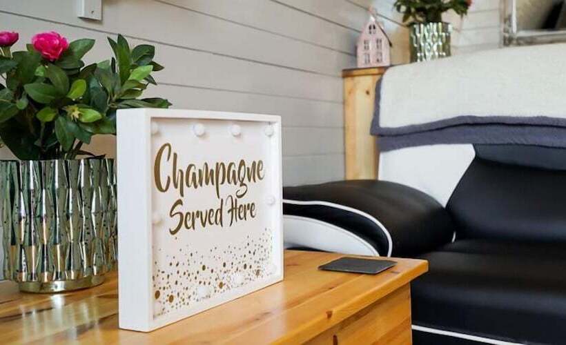 ホテル Cheshire Glamping Pods