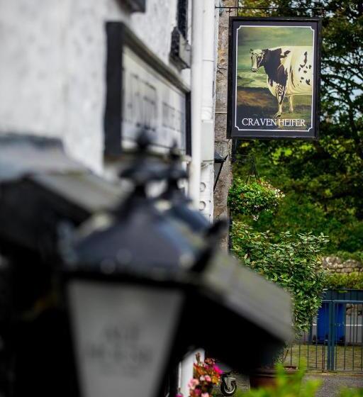 酒店 Craven Heifer