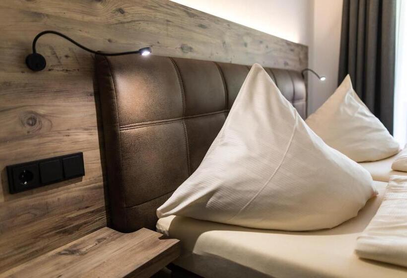 Отель Garni Café Im Hamm