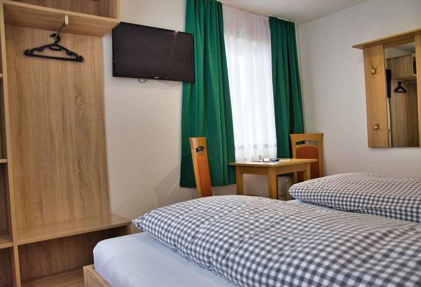 ホテル Gasthof Altmann