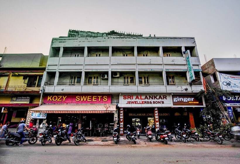 호텔 Hilltop By Oyo Rooms