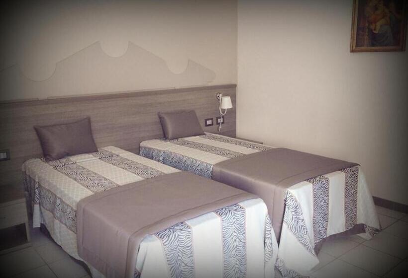 בית מלון כפרי I Pini