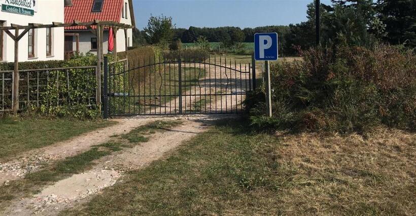 ホテル Kranichblick