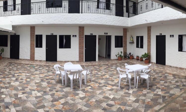 בית מלון כפרי Ozzy