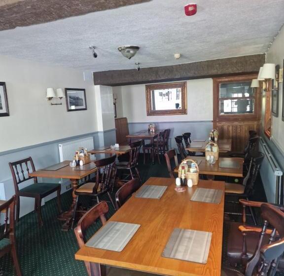 酒店 Craven Heifer