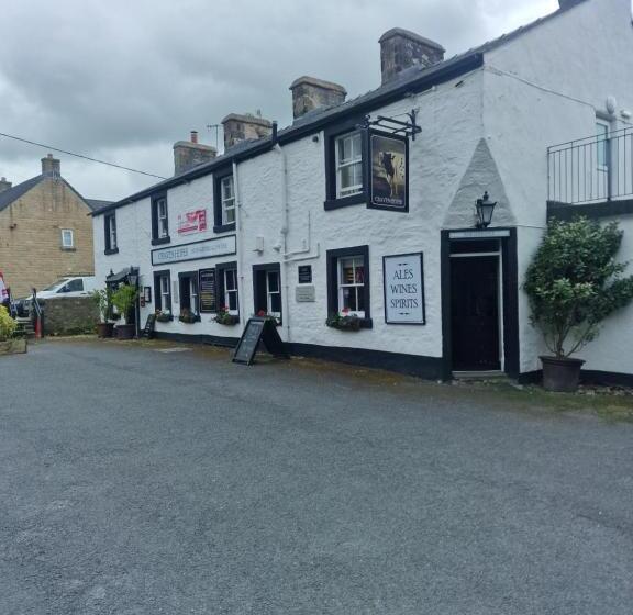 酒店 Craven Heifer