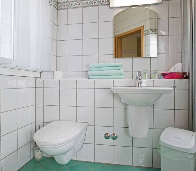 호텔 Und Landgasthaus Zur Grünen Erle