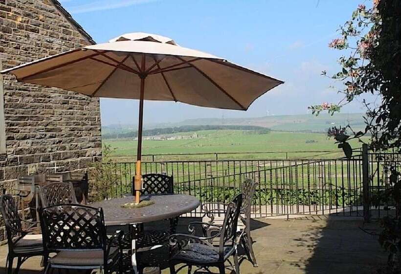 Lazy Daisys Farm Cottages