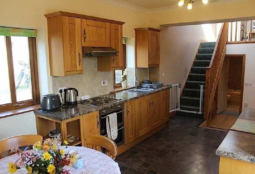 Lazy Daisys Farm Cottages