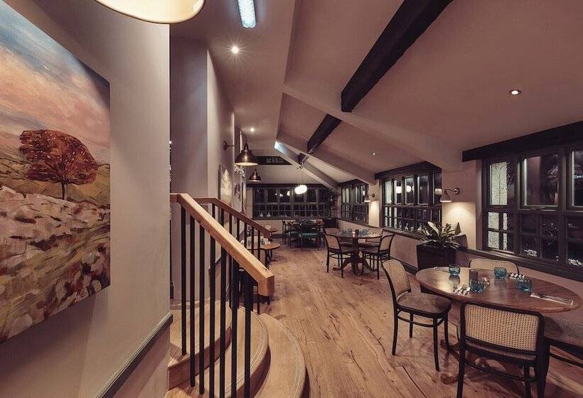 Longlands Inn And Restaurant