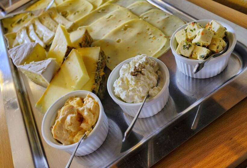 Пансион Gästehäuser Holzerhof