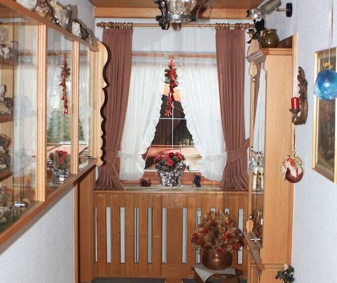 펜션 Haus Renate By Deva