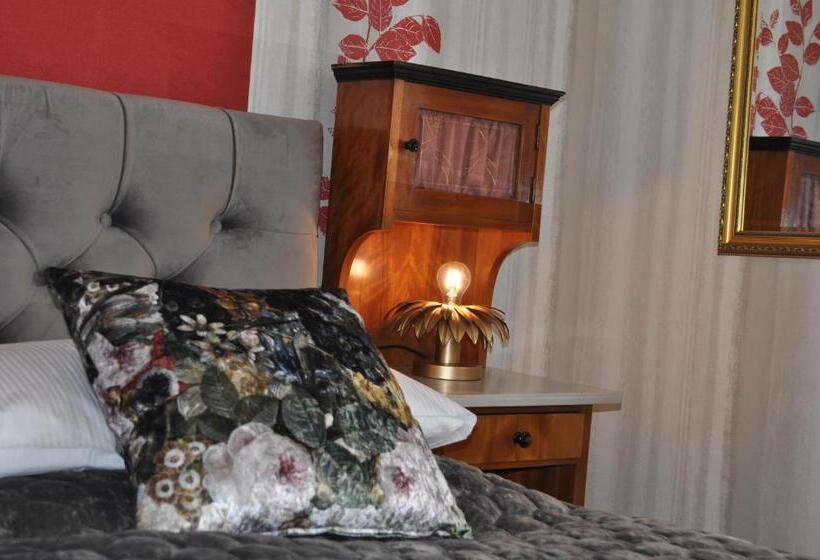 بنسيون Hofgarten Rosa