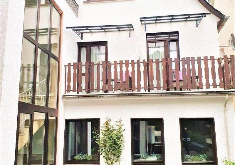 פנסיון Niederdreisbacher Hof