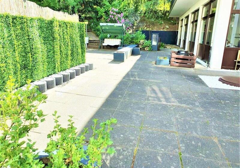 ペンション Niederdreisbacher Hof