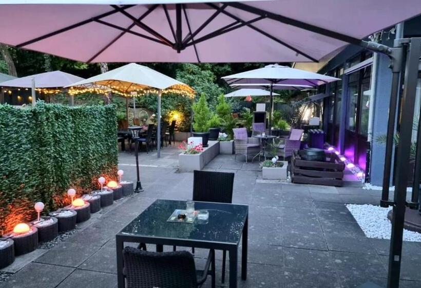 פנסיון Niederdreisbacher Hof