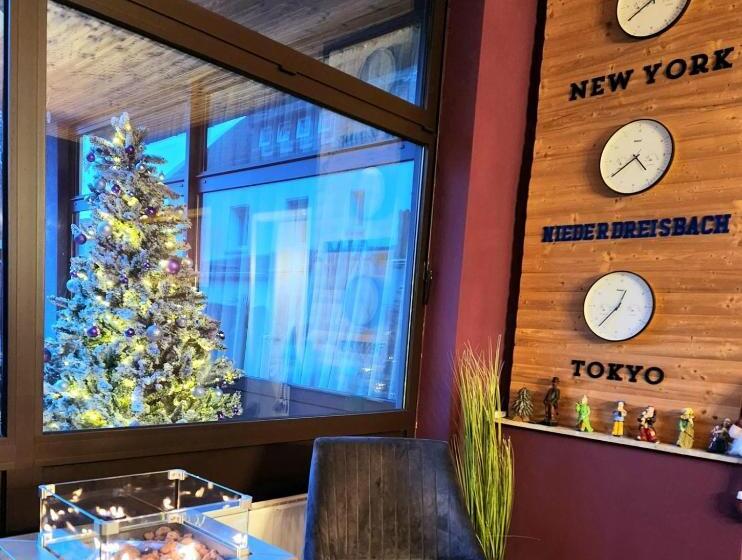 ペンション Niederdreisbacher Hof