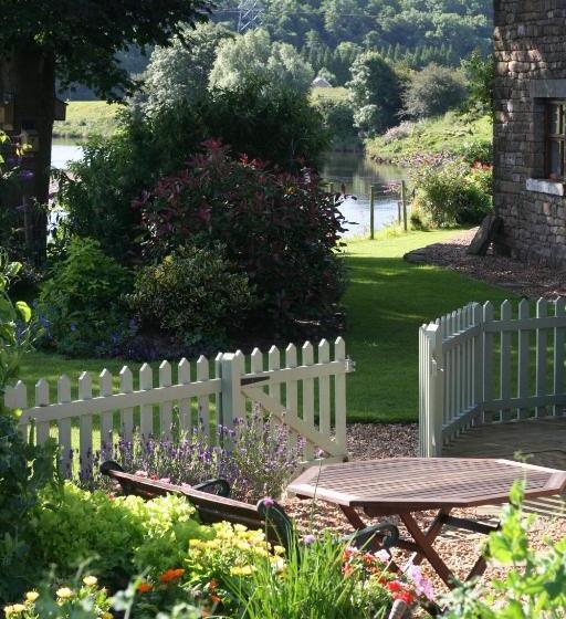 膳宿费 Riverside Barn Guest House