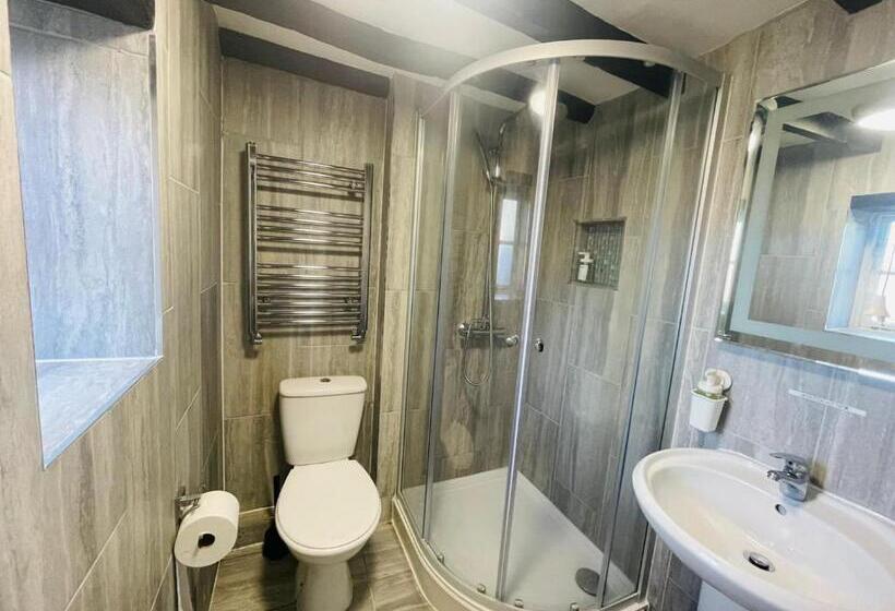 膳宿费 Tudor Oaks Lodge Stevenage North