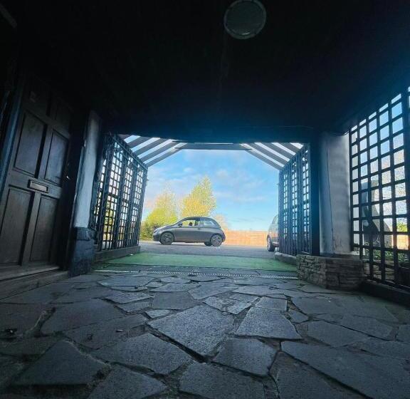 ペンション Tudor Oaks Lodge Stevenage North