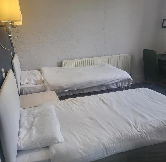 بنسيون The Washford Station Inn