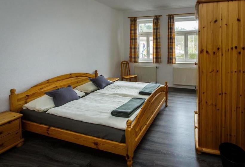 Pension Und Tagungsstätte Bb