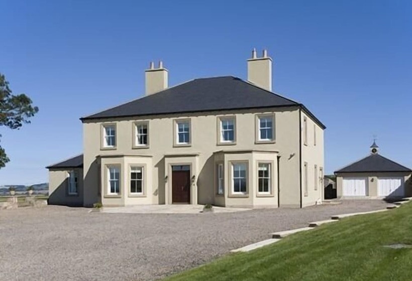 West Longridge Manor B&b