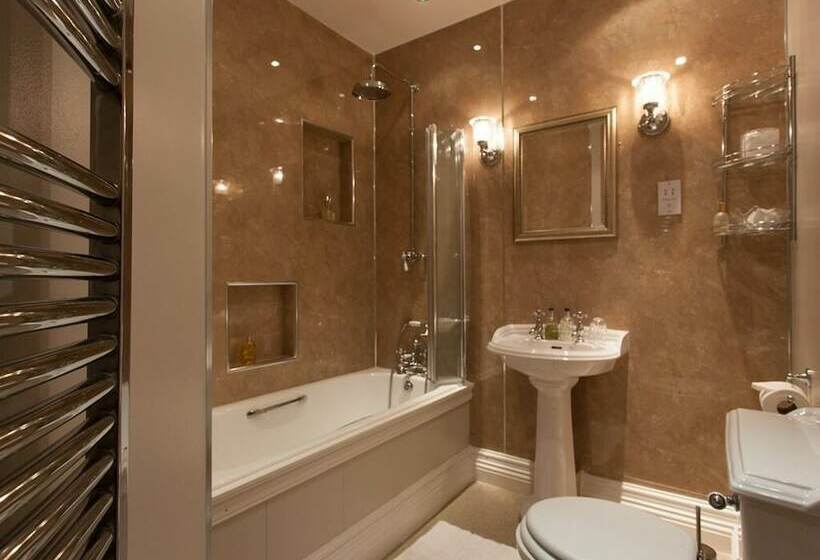 West Longridge Manor B&b