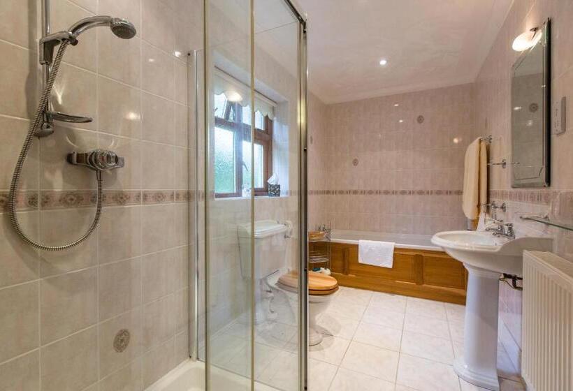 Ael Y Bryn Luxury B&b, North Pembrokeshire