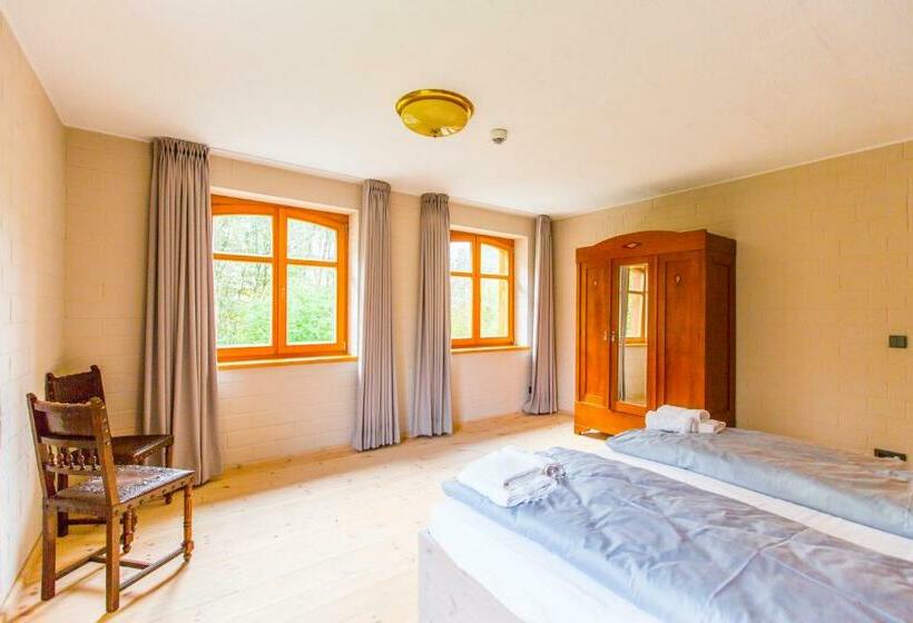 הוסטל Alte Brennerei