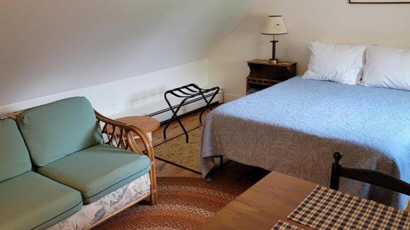 فندق صغير Hawks House Inn