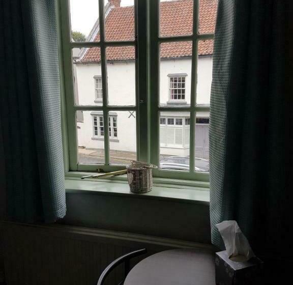 ユースホステル Jolly Sailor