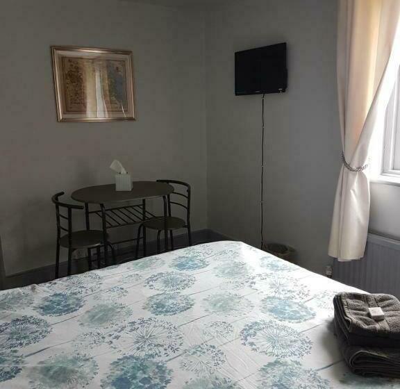 ユースホステル Jolly Sailor