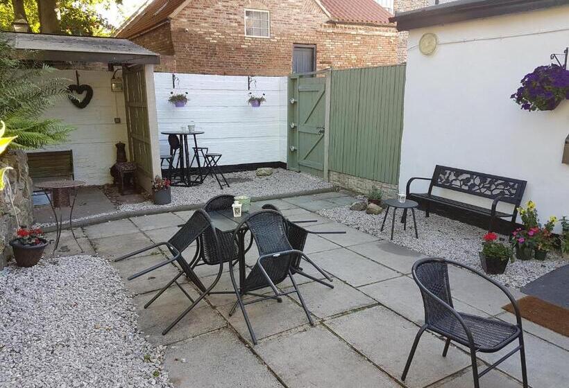 ユースホステル Jolly Sailor