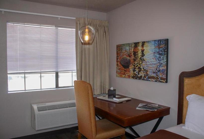 Общежитие Rayburn Inn