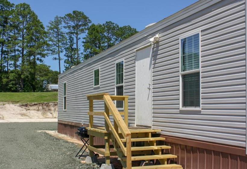 Общежитие Rayburn Inn