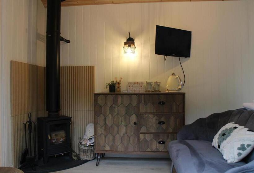 Общежитие The Apple Inn