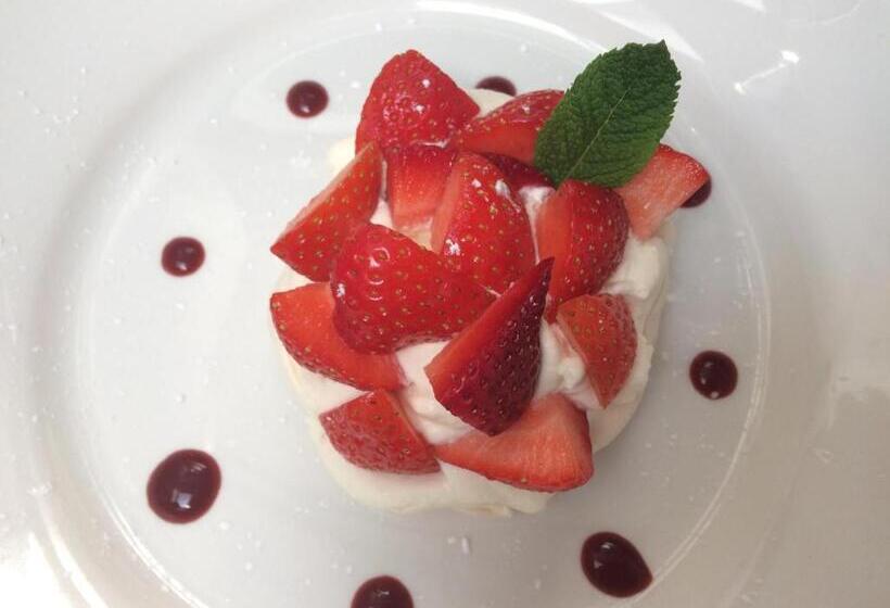 فندق صغير The Fleece Inn