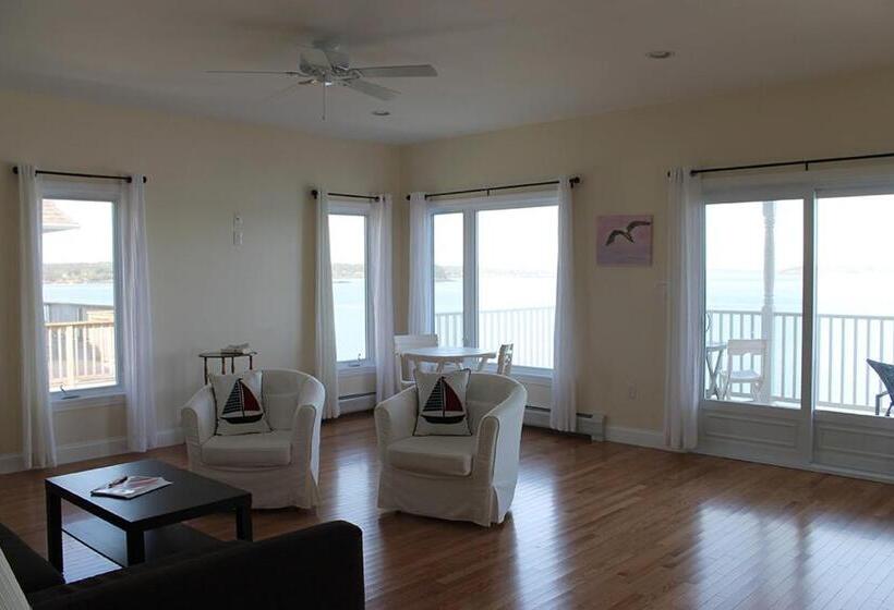 فندق صغير The Inn On The Wharf