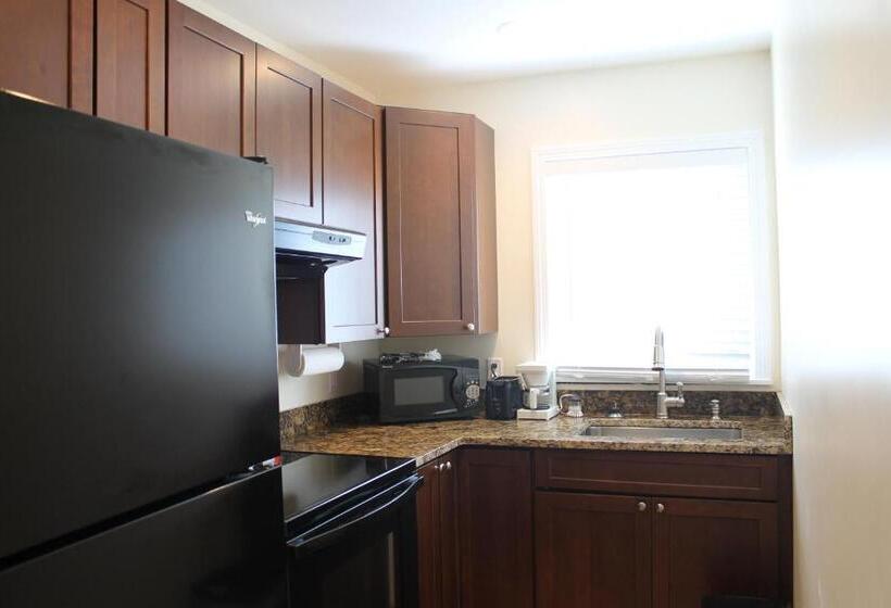 فندق صغير The Inn On The Wharf