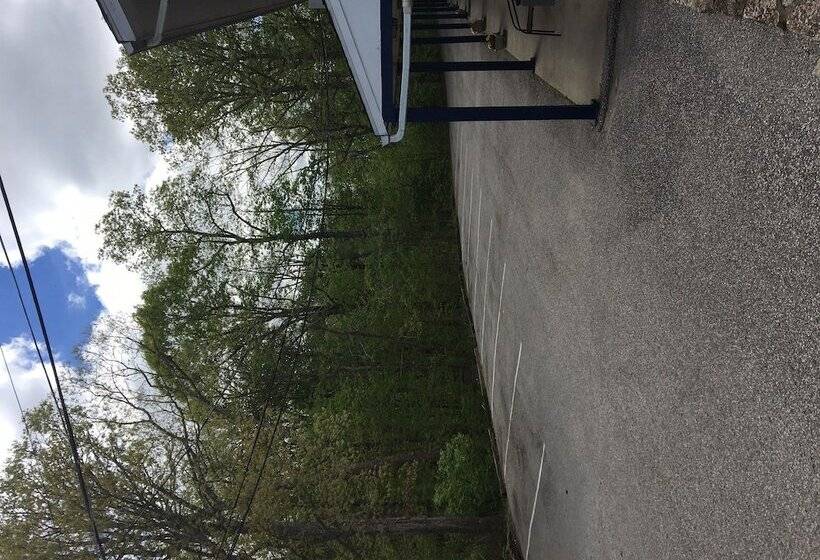 הוסטל The North Star Inn