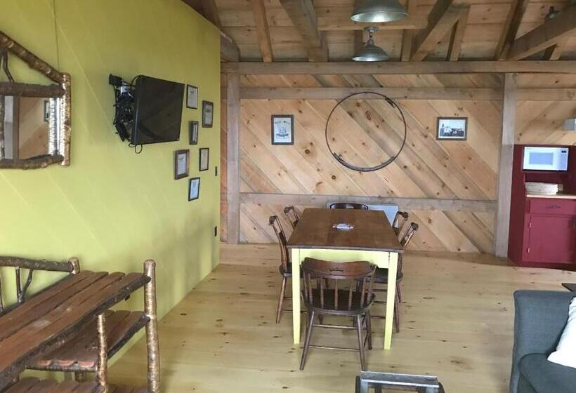 فندق صغير West Quoddy Station Llc