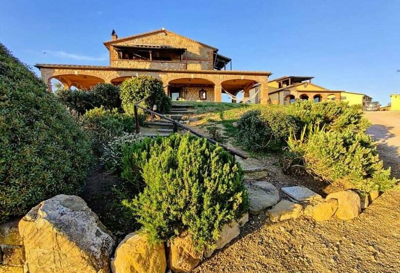 مبيت وإفطار Agriturismo Il Raduno   Max Lelli