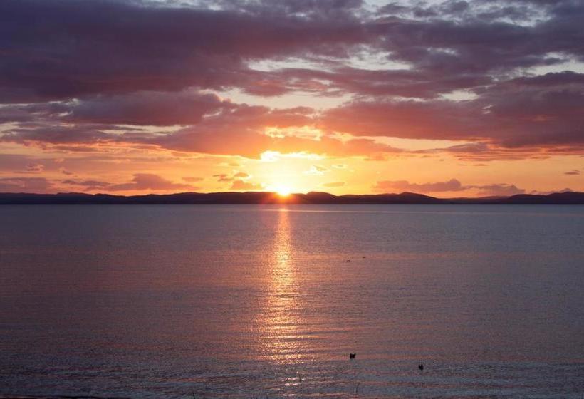 Bed and Breakfast Caledonian House