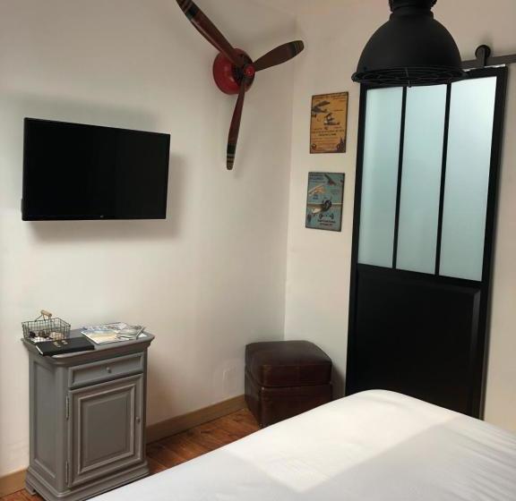 مبيت وإفطار De La Maison Aux Ateliers