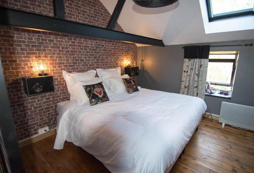 مبيت وإفطار De La Maison Aux Ateliers