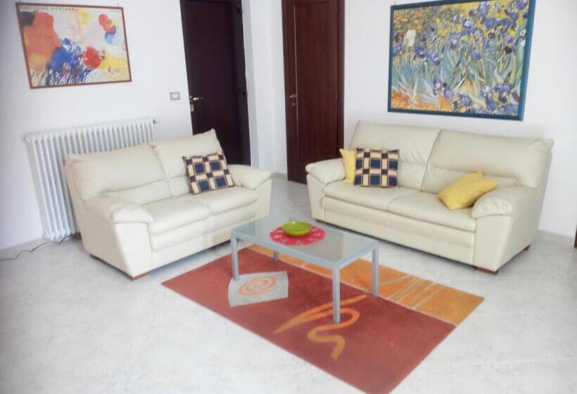 مبيت وإفطار Il Giardino Di Niu