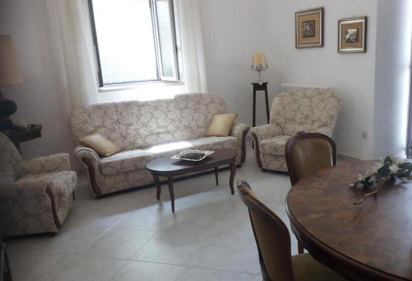 مبيت وإفطار Il Giardino Di Niu