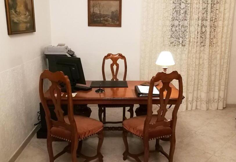 مبيت وإفطار Il Giardino Di Niu